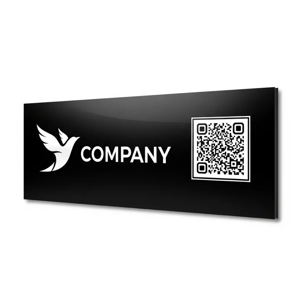 placa grabada logo y qr fondo blanco hd 1200